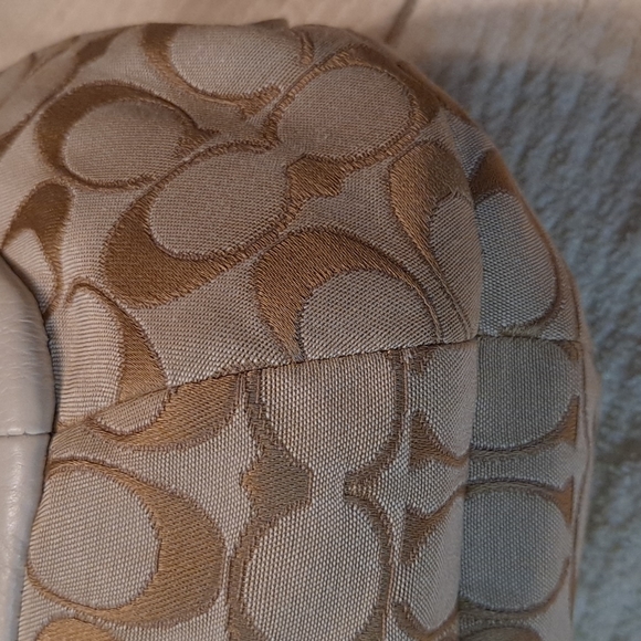 COACH CRICKET SHOULDER BAG - Picture 6 of 12